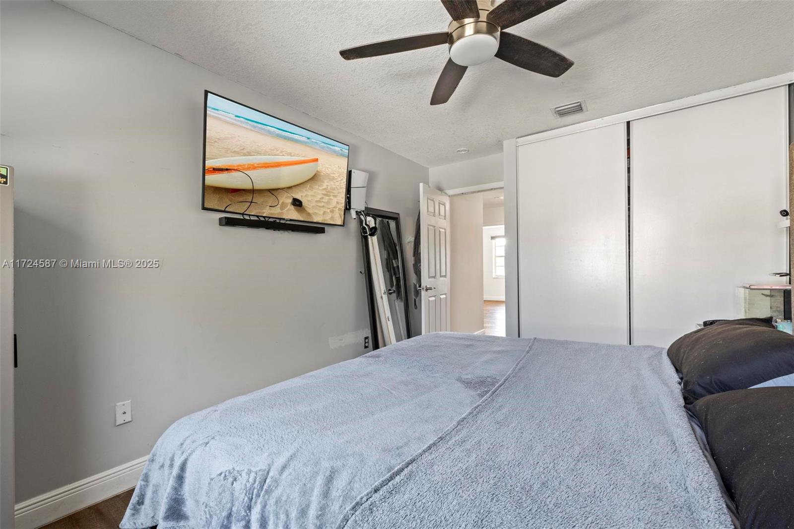 15887 Nw 4th Ct Property Photo 39