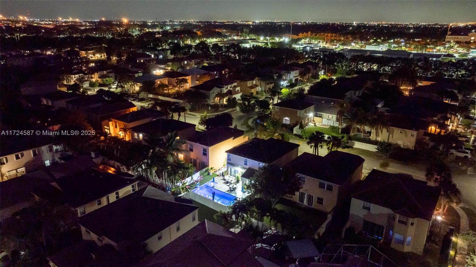 15887 Nw 4th Ct Property Photo 48