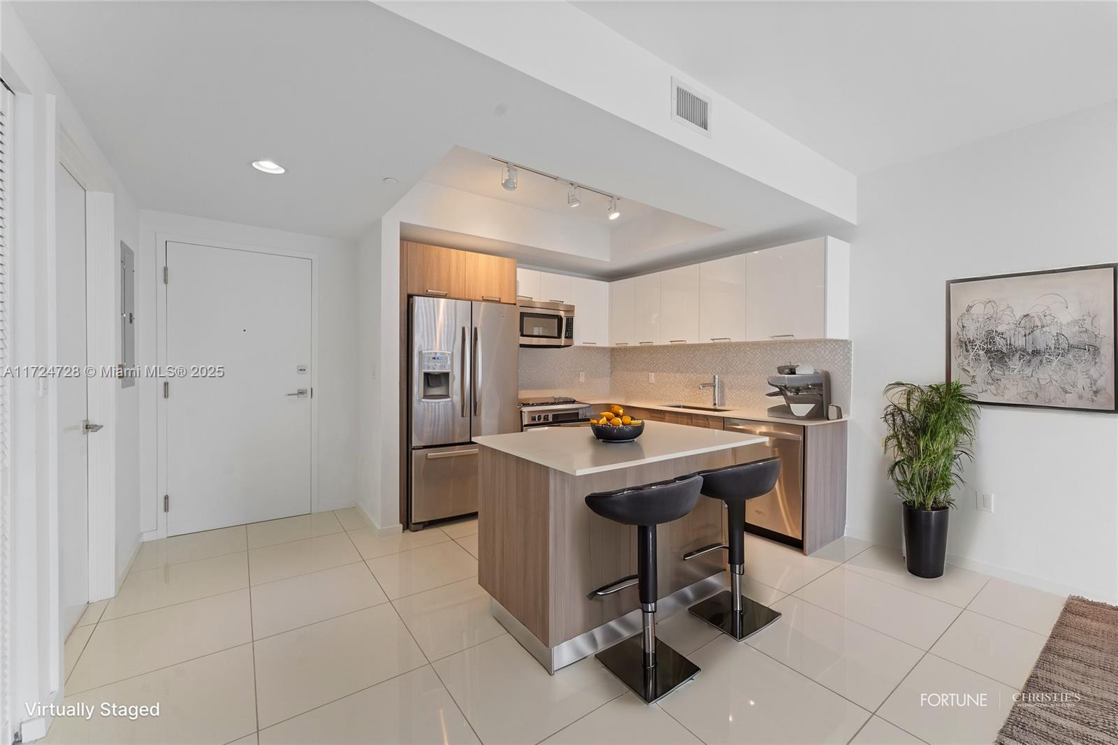 5300 Paseo Blvd 805 Property Photo 6