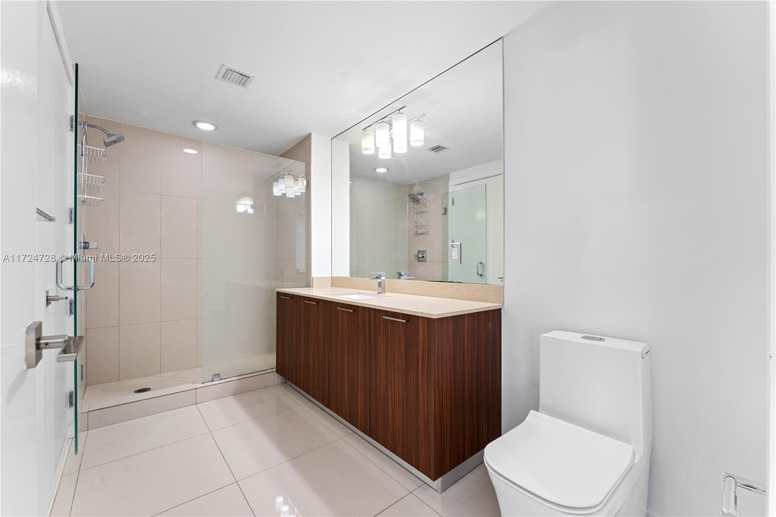 5300 Paseo Blvd 805 Property Photo 17