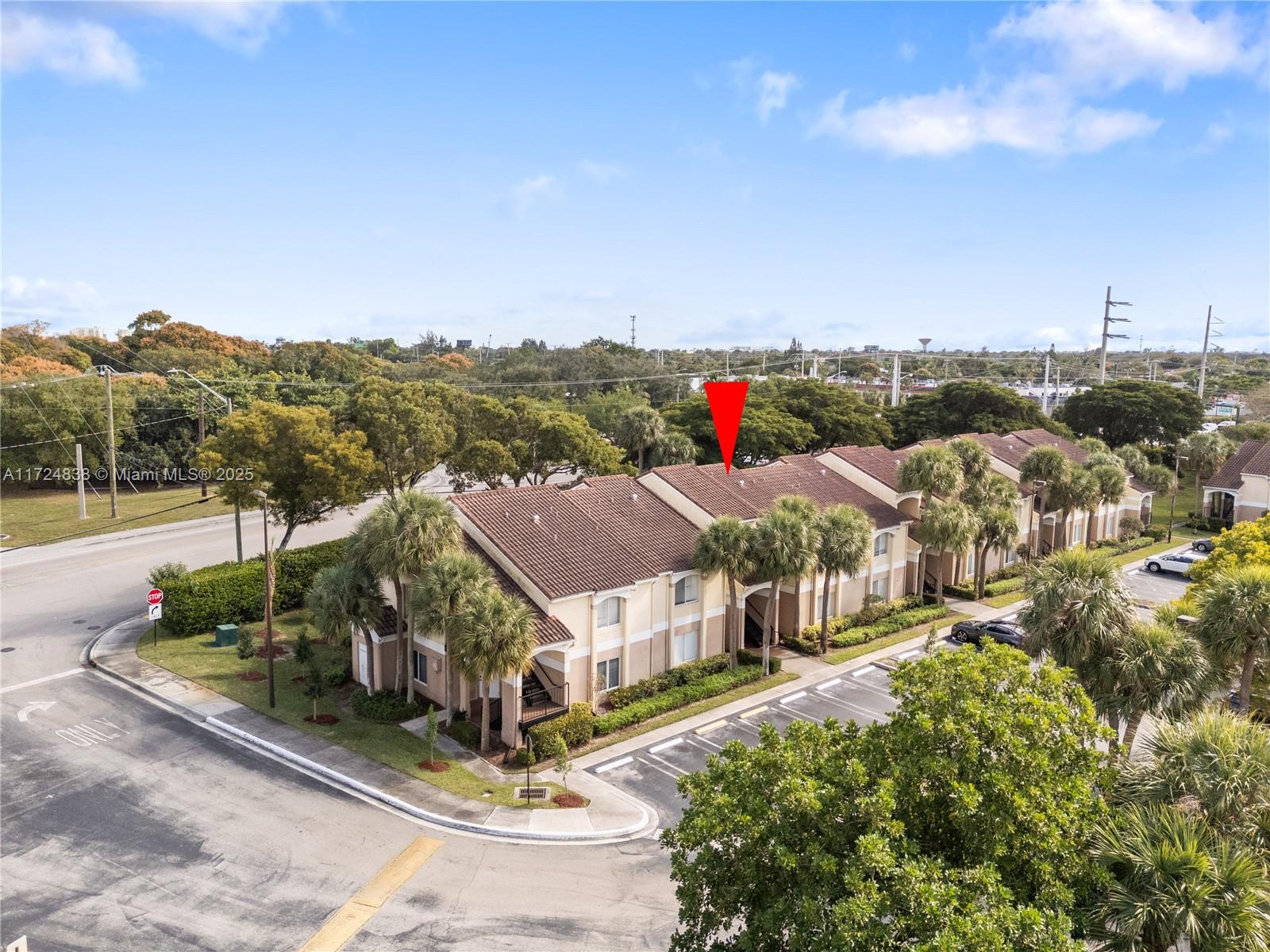 815 W Boynton Beach Blvd 1-202 Property Photo 1