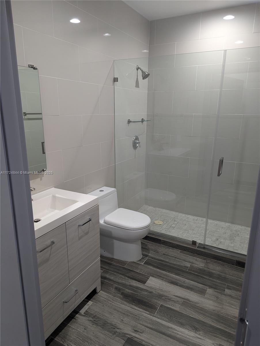 1921 Pembroke Rd Property Photo 9