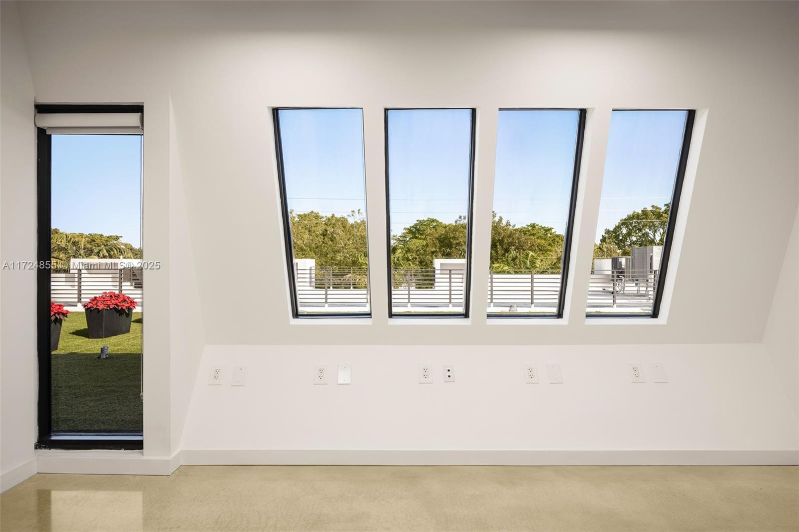 7800 Sw 57th Ave 302d Property Photo 10