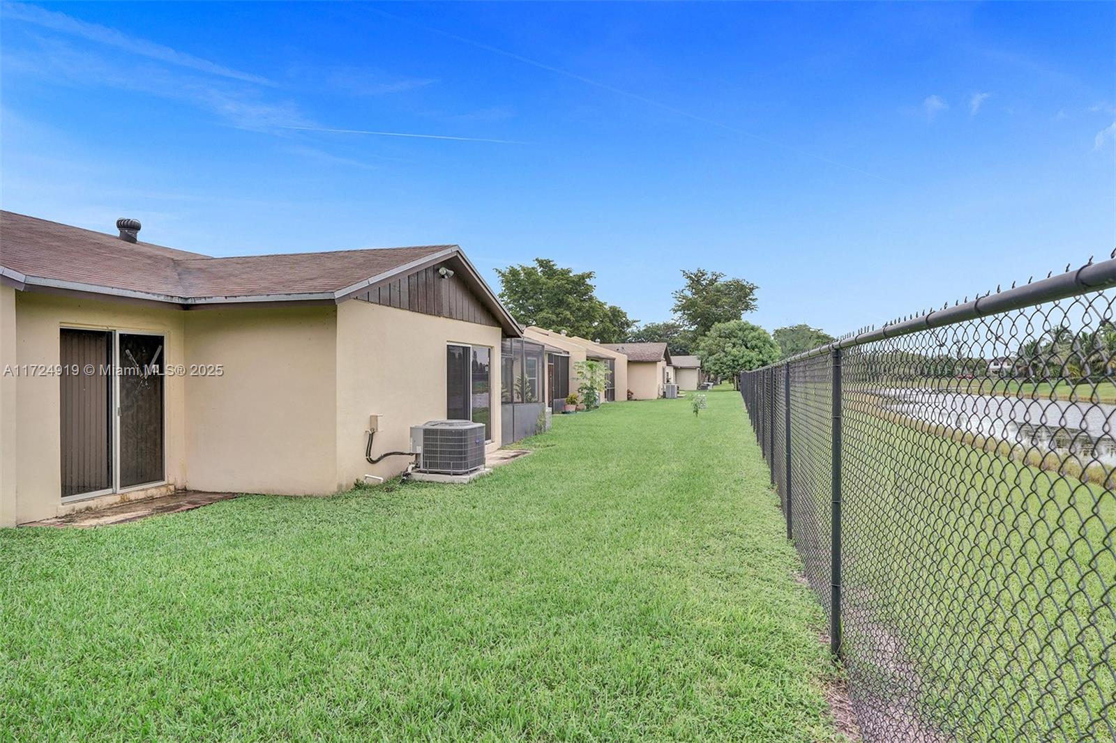 9430 S Meadows Cir 0 Property Photo 11