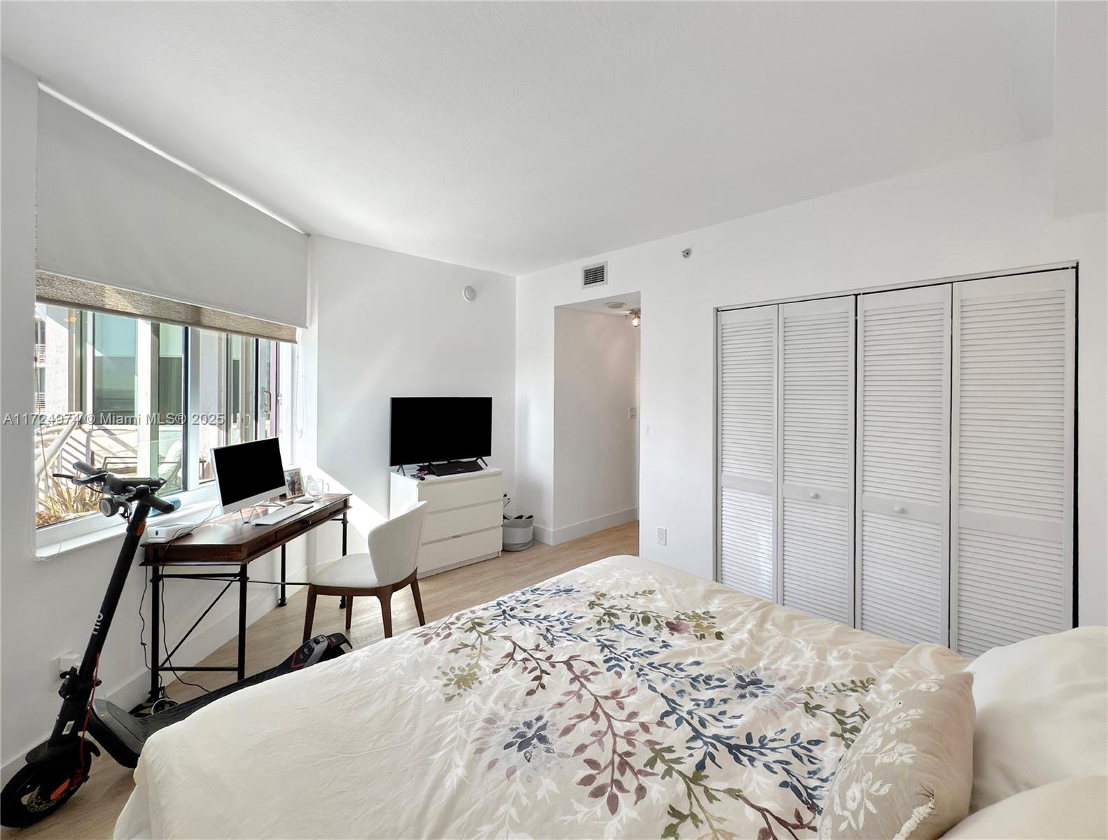335 S Biscayne Blvd 2905 Property Photo 14