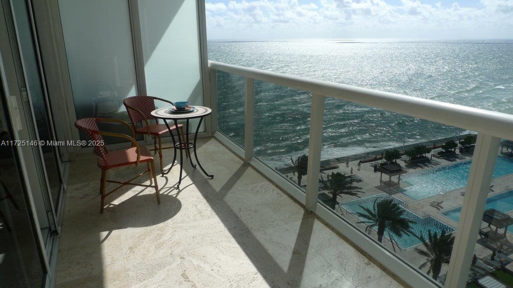 1830 S Ocean Dr 1705 Property Photo 5
