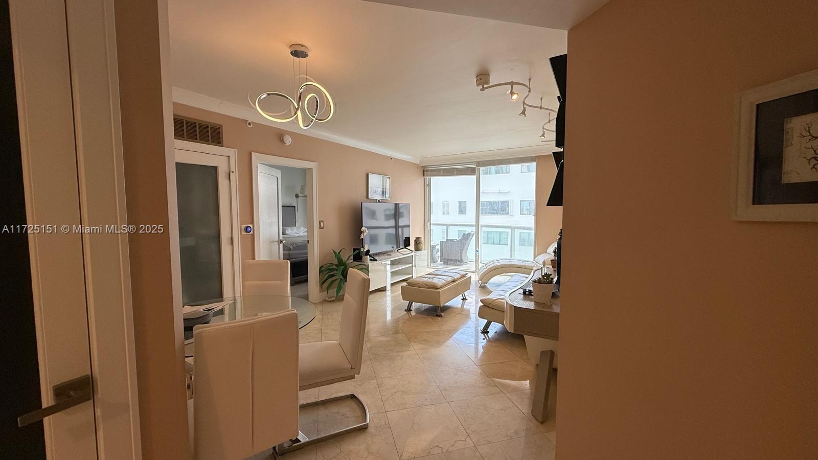 6365 Collins Ave 906 Property Photo 2