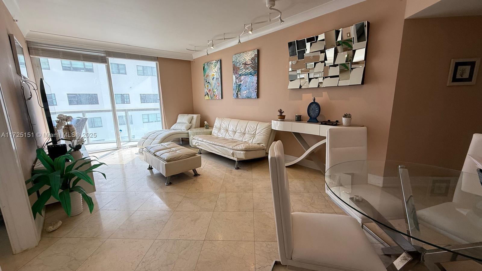 6365 Collins Ave 906 Property Photo 3