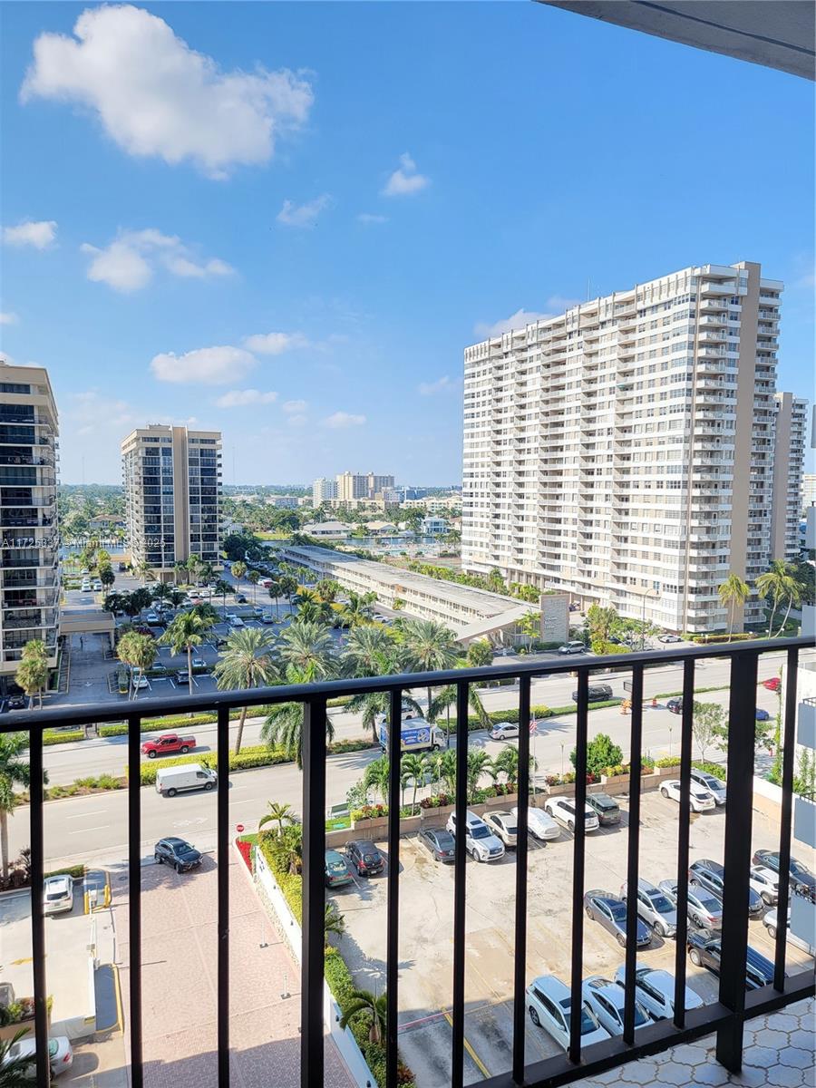 2030 S Ocean Dr 903 Property Photo 1