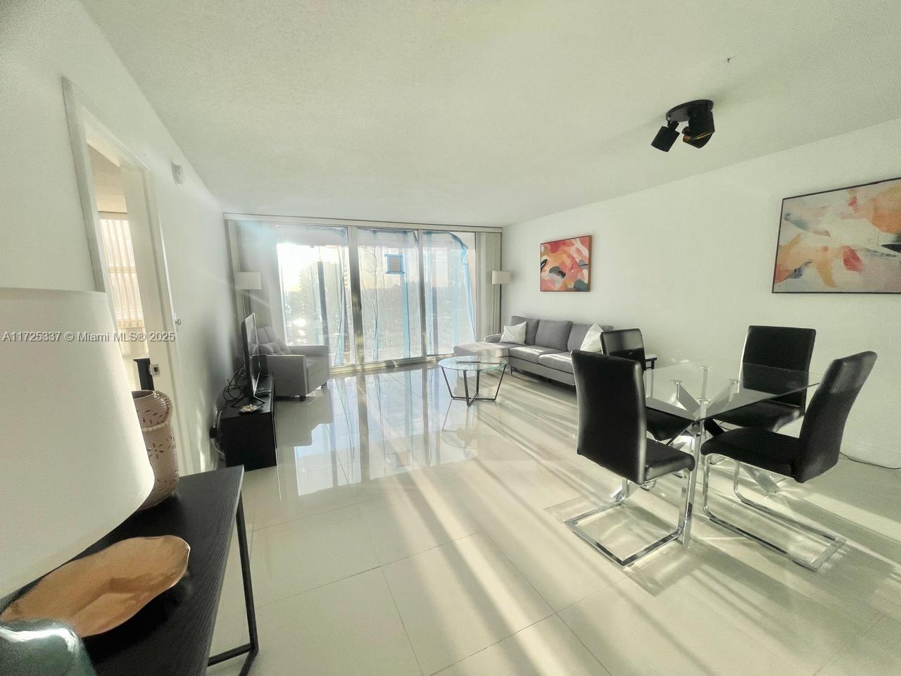 2030 S Ocean Dr 903 Property Photo 12