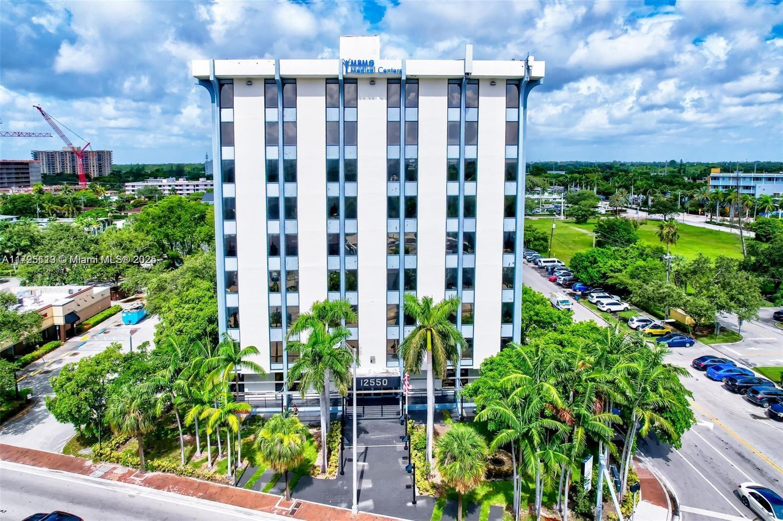 12550 Biscayne Blvd 800-4 Property Photo 4