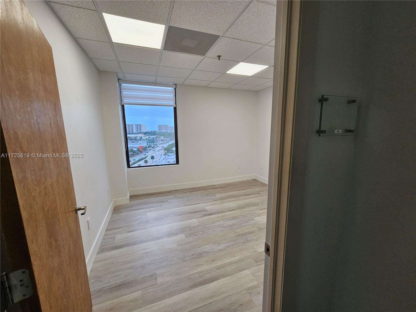 12550 Biscayne Blvd 800-4 Property Photo 7
