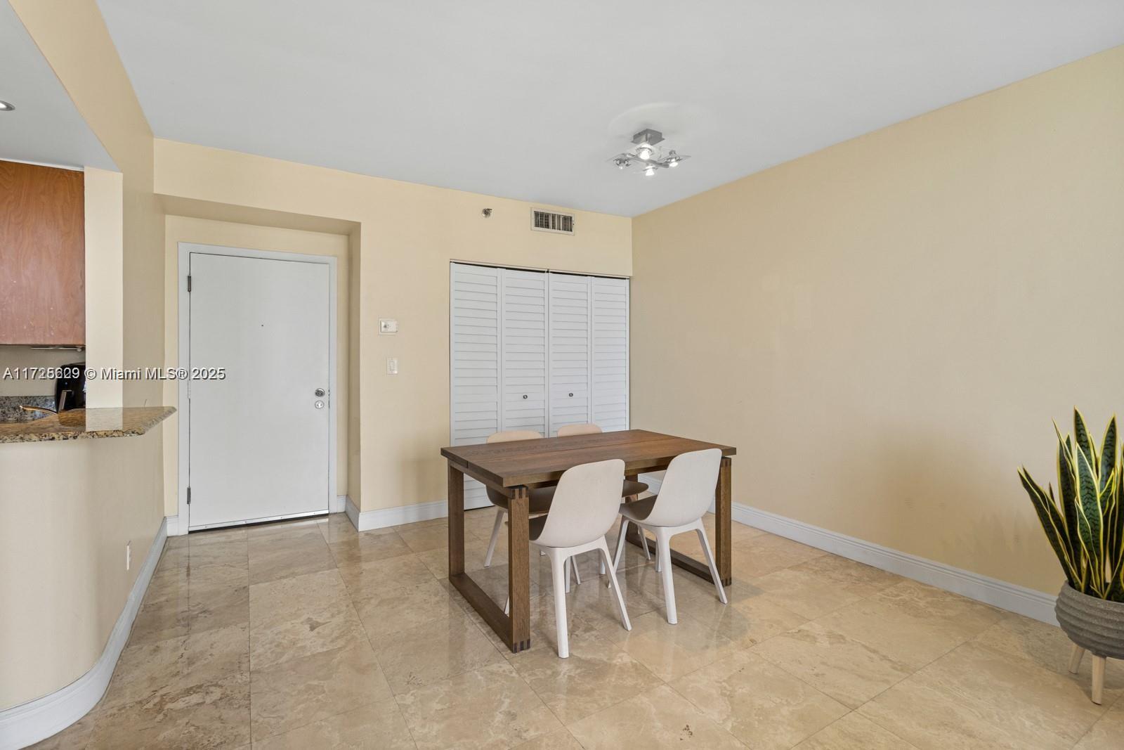770 Claughton Island Dr Ph21 Property Photo 7