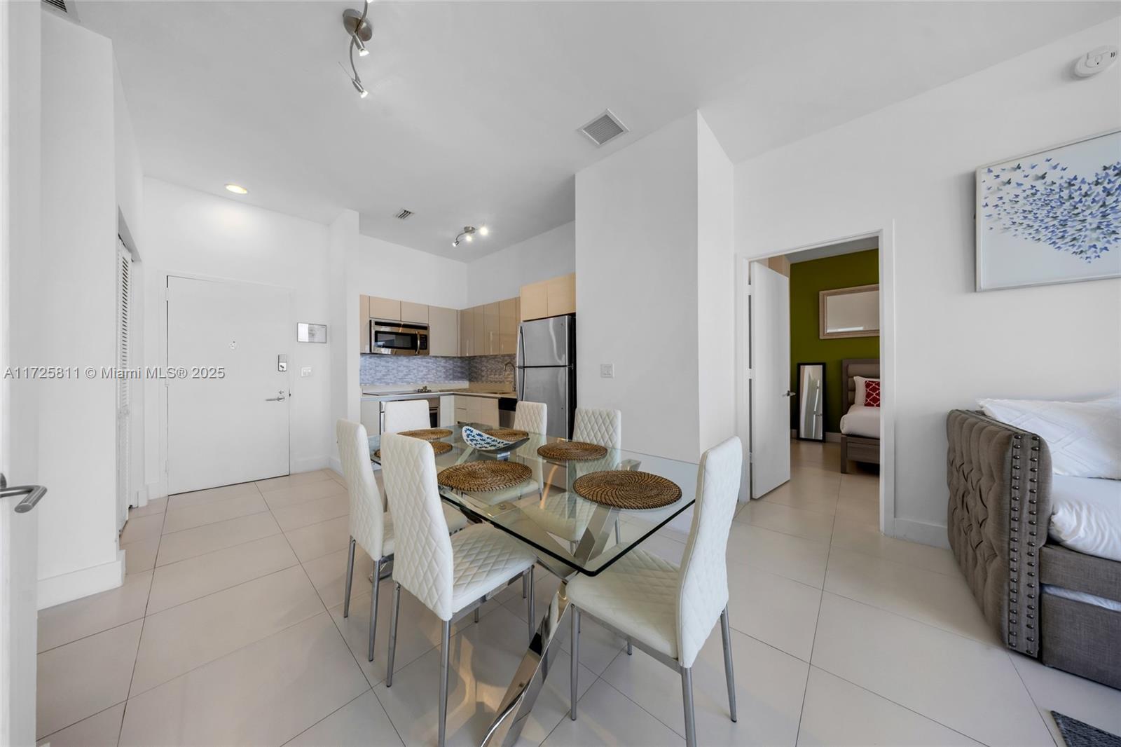 2600 E Hallandale Beach Blvd T3304 Property Photo 11