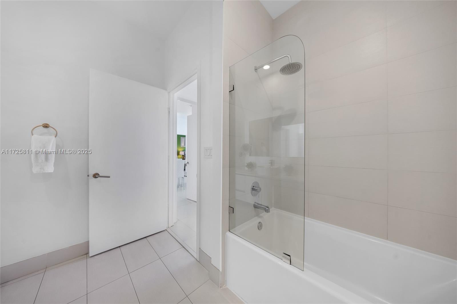 2600 E Hallandale Beach Blvd T3304 Property Photo 16