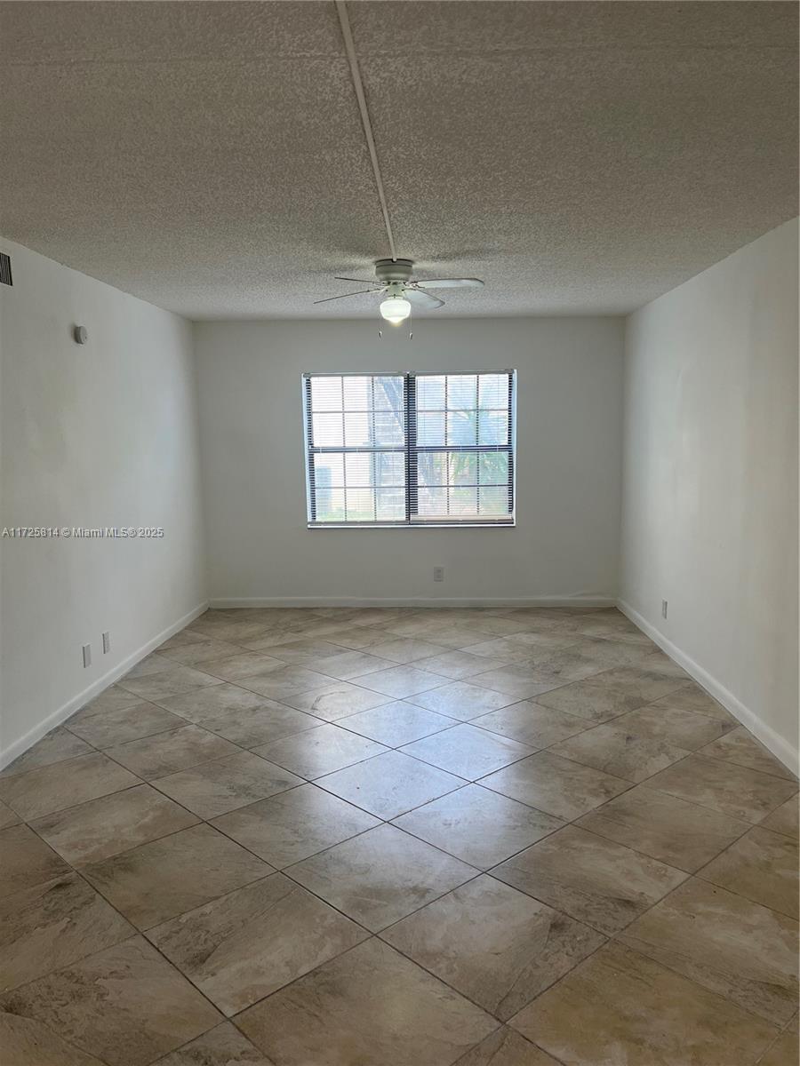 2339 Linton Ridge Cir E9 Property Photo 4