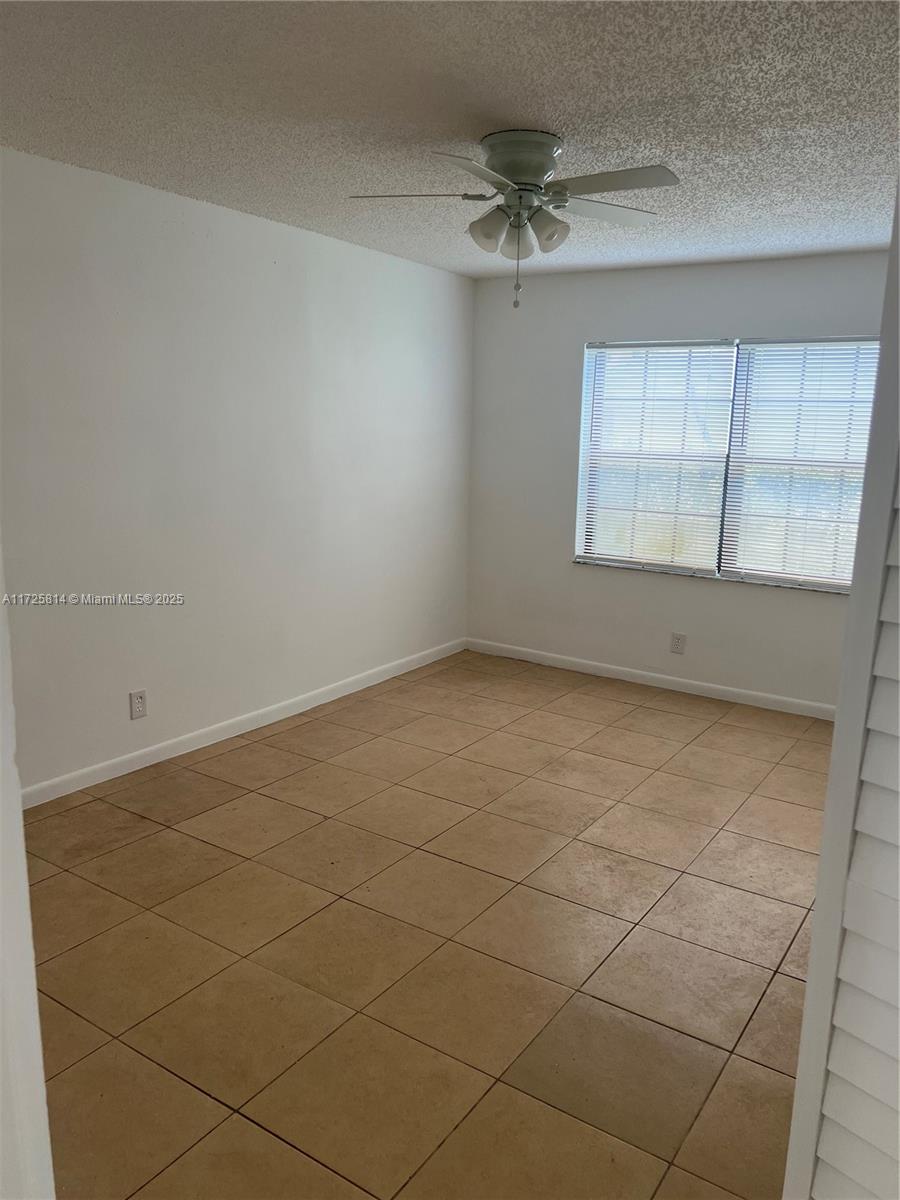 2339 Linton Ridge Cir E9 Property Photo 19