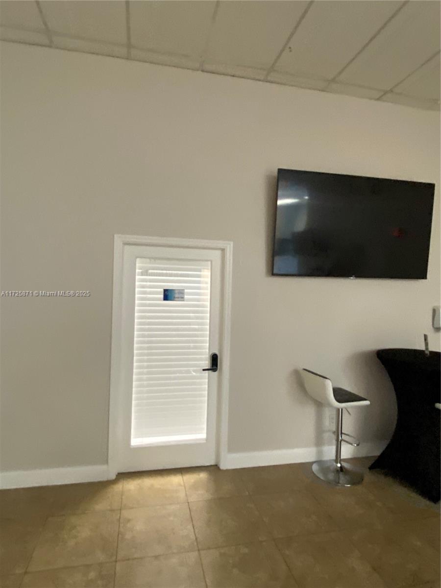 6950 Stirling Rd Property Photo 29