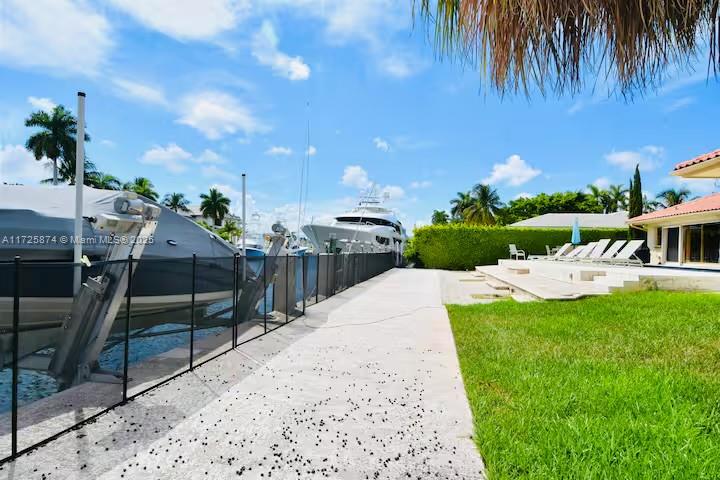 12 Isla Bahia Dr Property Photo 10