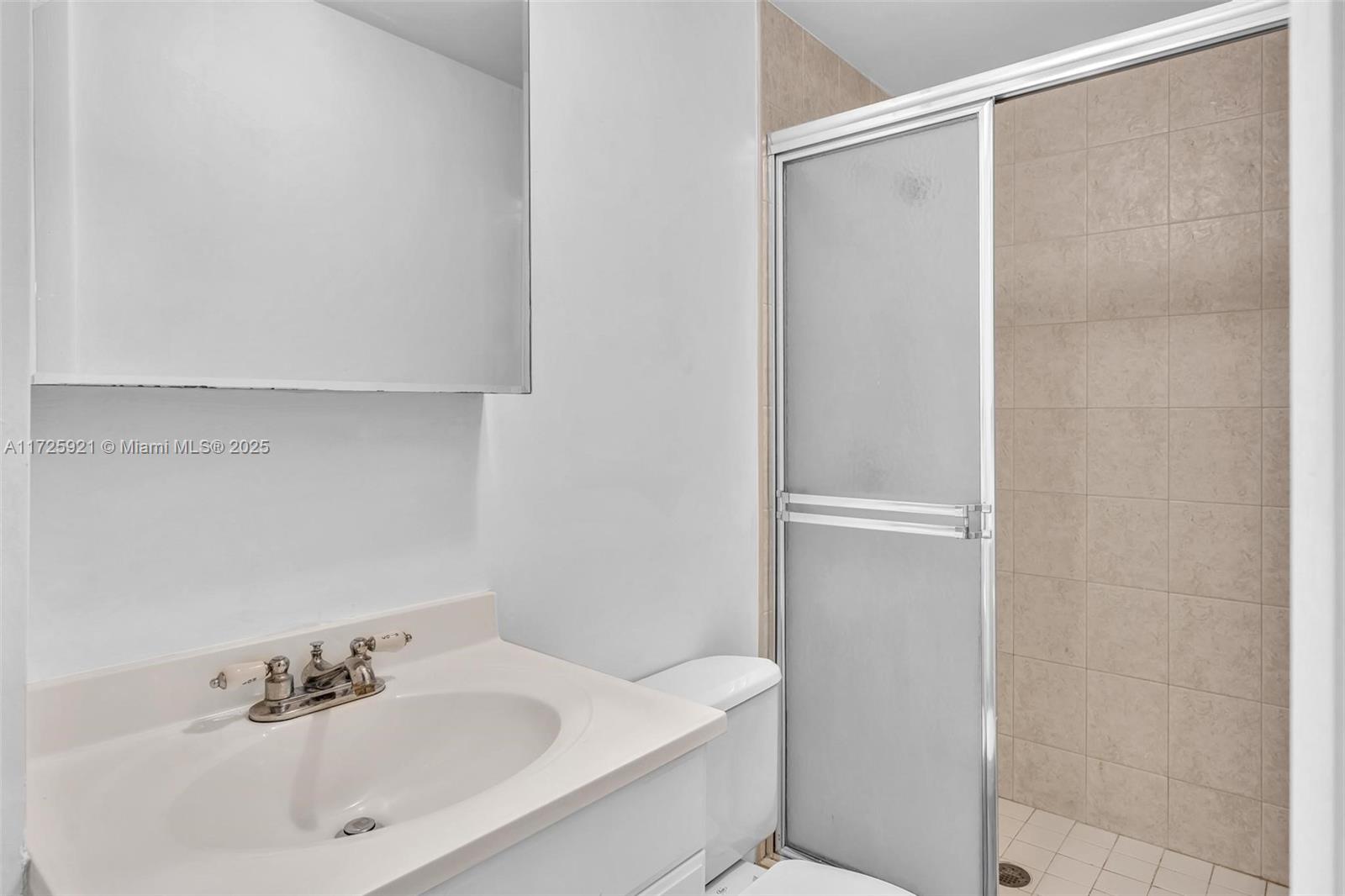 10065 Bay Harbor Ter Property Photo 32