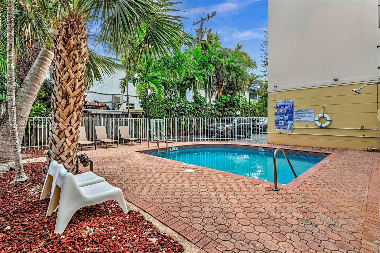 10065 Bay Harbor Ter Property Photo 35