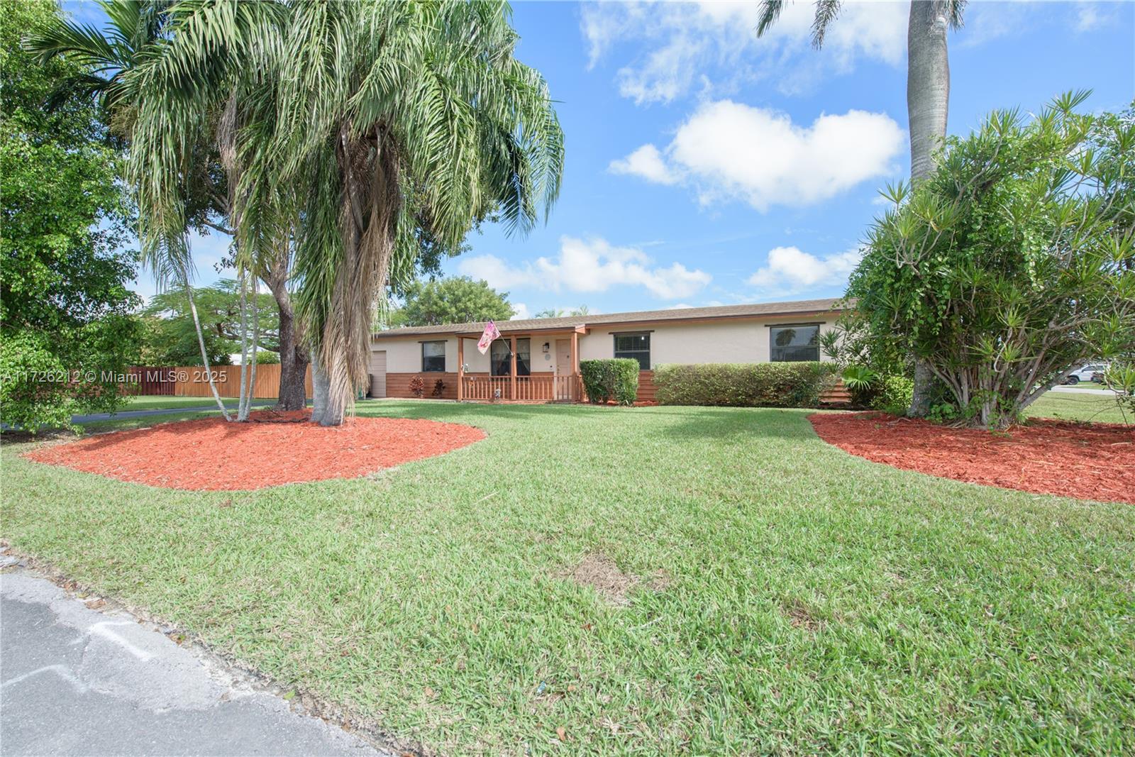 29243 Sw 165th Ave Property Photo 1