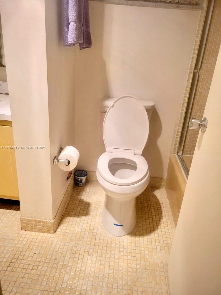 3750 Ne 169 St 405-g Property Photo 16