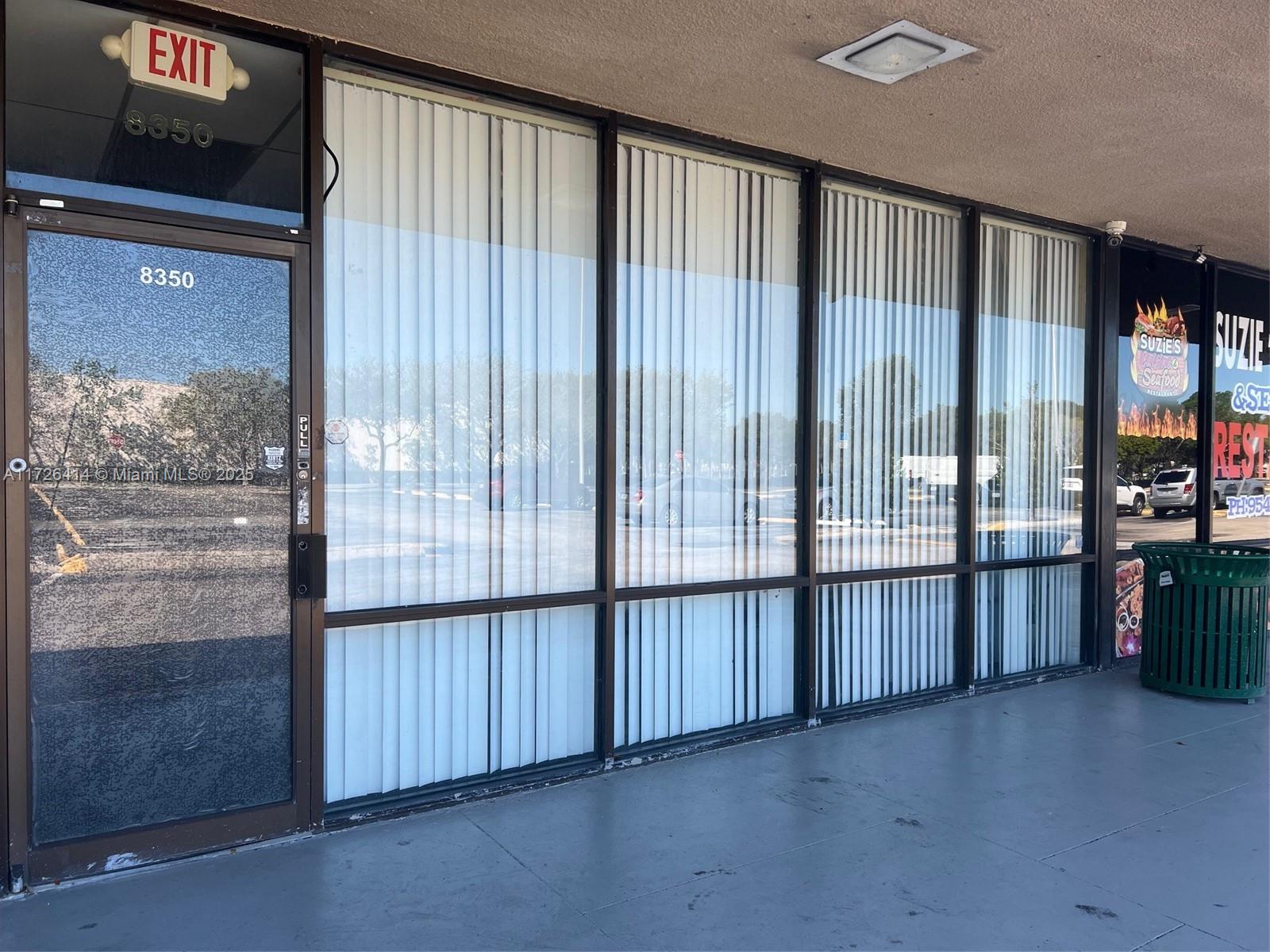 8350-8352 W Oakland Park Blvd Property Photo 1