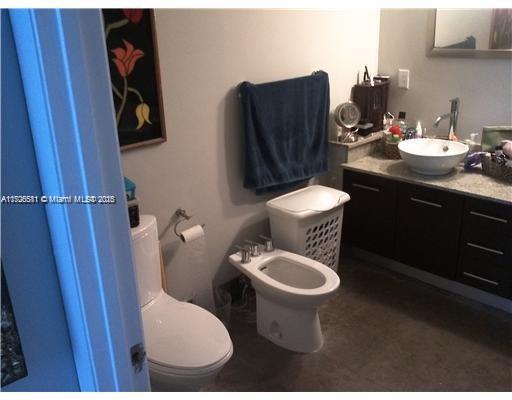 3029 Ne 188 St 301 Property Photo 16