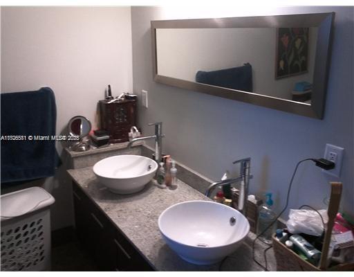 3029 Ne 188 St 301 Property Photo 17