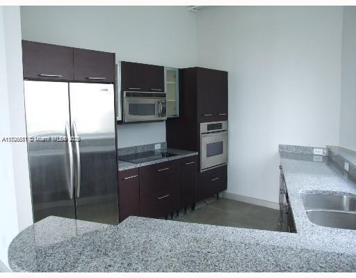 3029 Ne 188 St 301 Property Photo 24