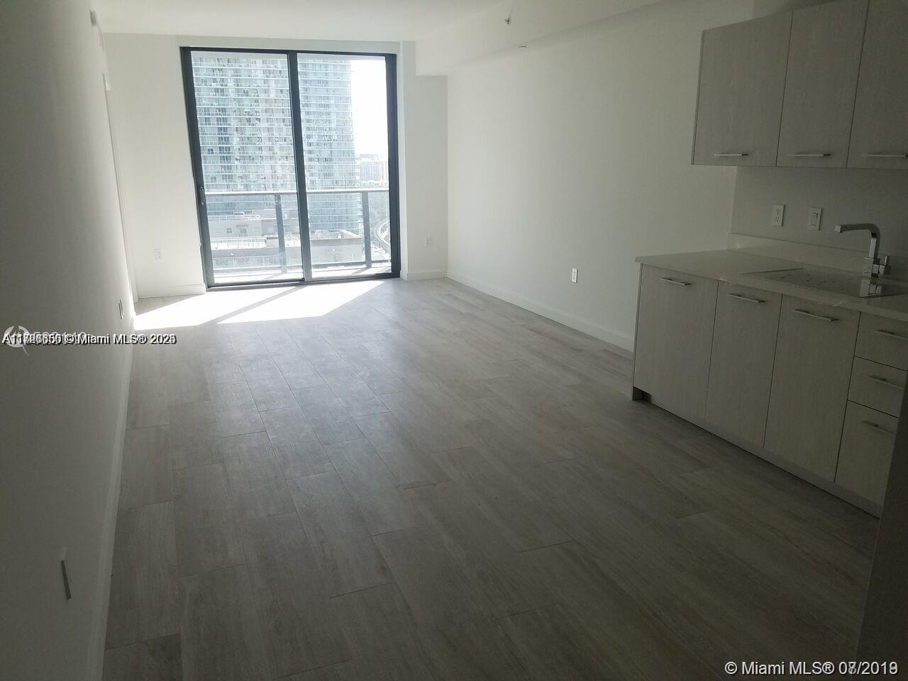55 SW 9th St 1805 Property Photo 1