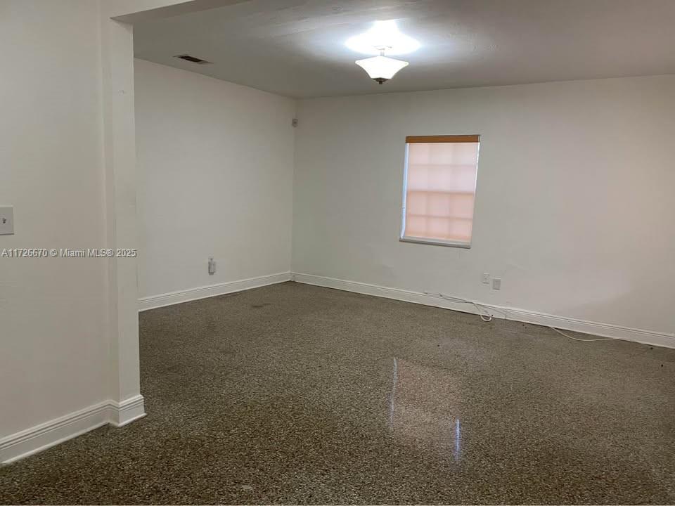 1223 Ne 181st St Property Photo 6