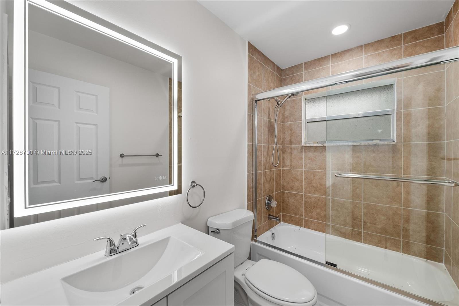 144 Monaco C 144 Property Photo 6