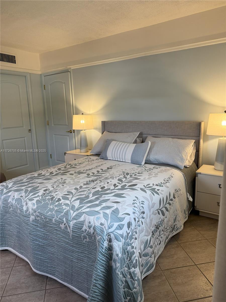 375 Sw 56th Ave 201 Property Photo 4