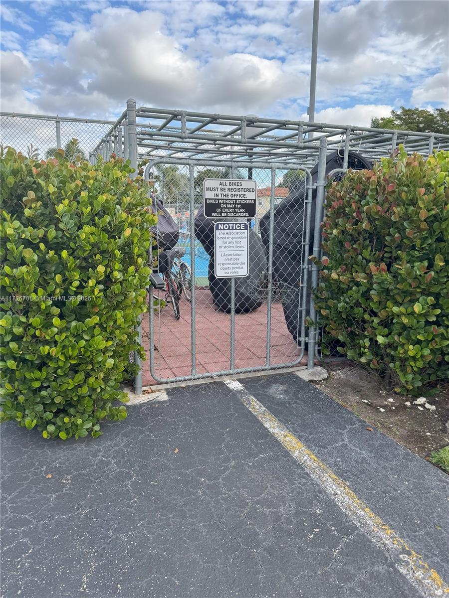 375 Sw 56th Ave 201 Property Photo 32