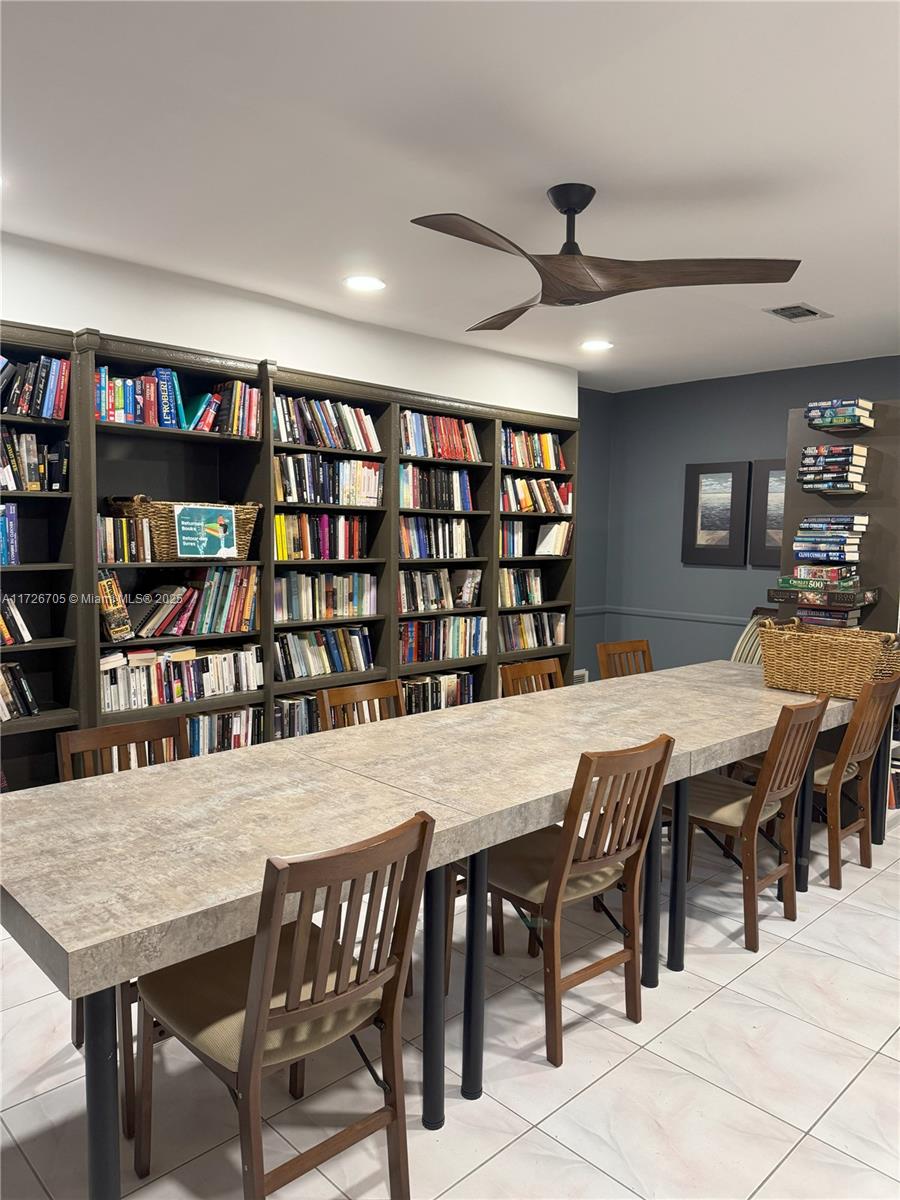 375 Sw 56th Ave 201 Property Photo 36