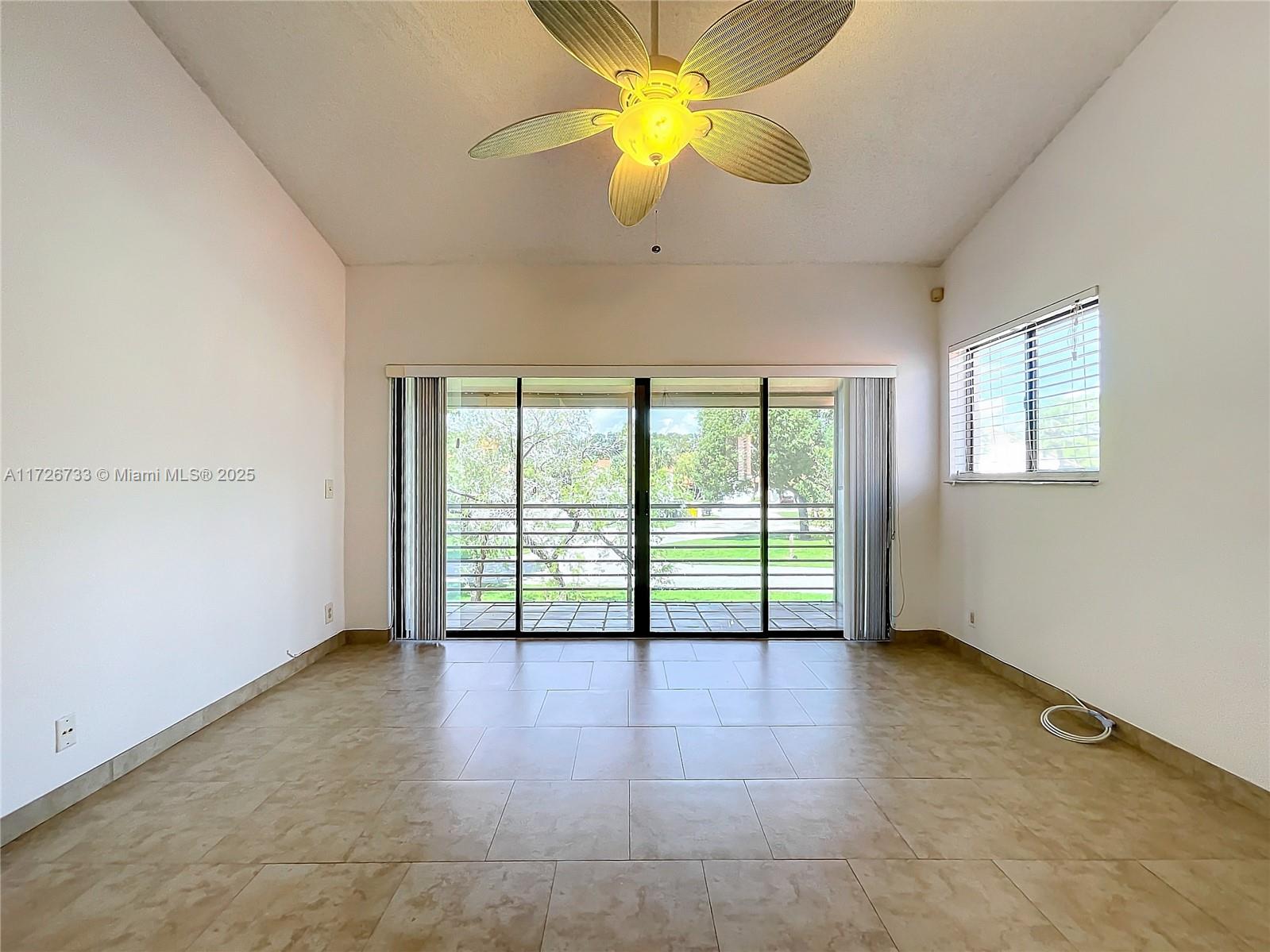 20 Via De Casas Sur 202 Property Photo 12