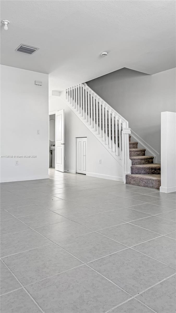 2618 Se 29 St 2618 Property Photo 4