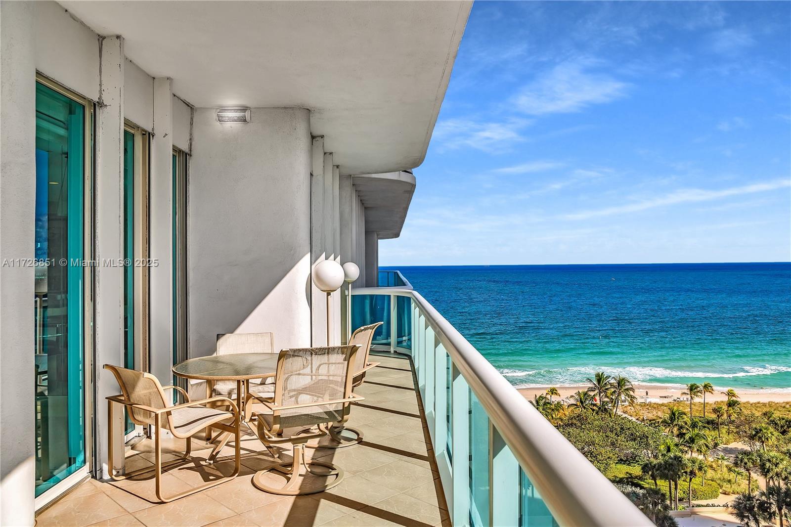 10101 Collins Ave 11d+cabana Property Photo 1