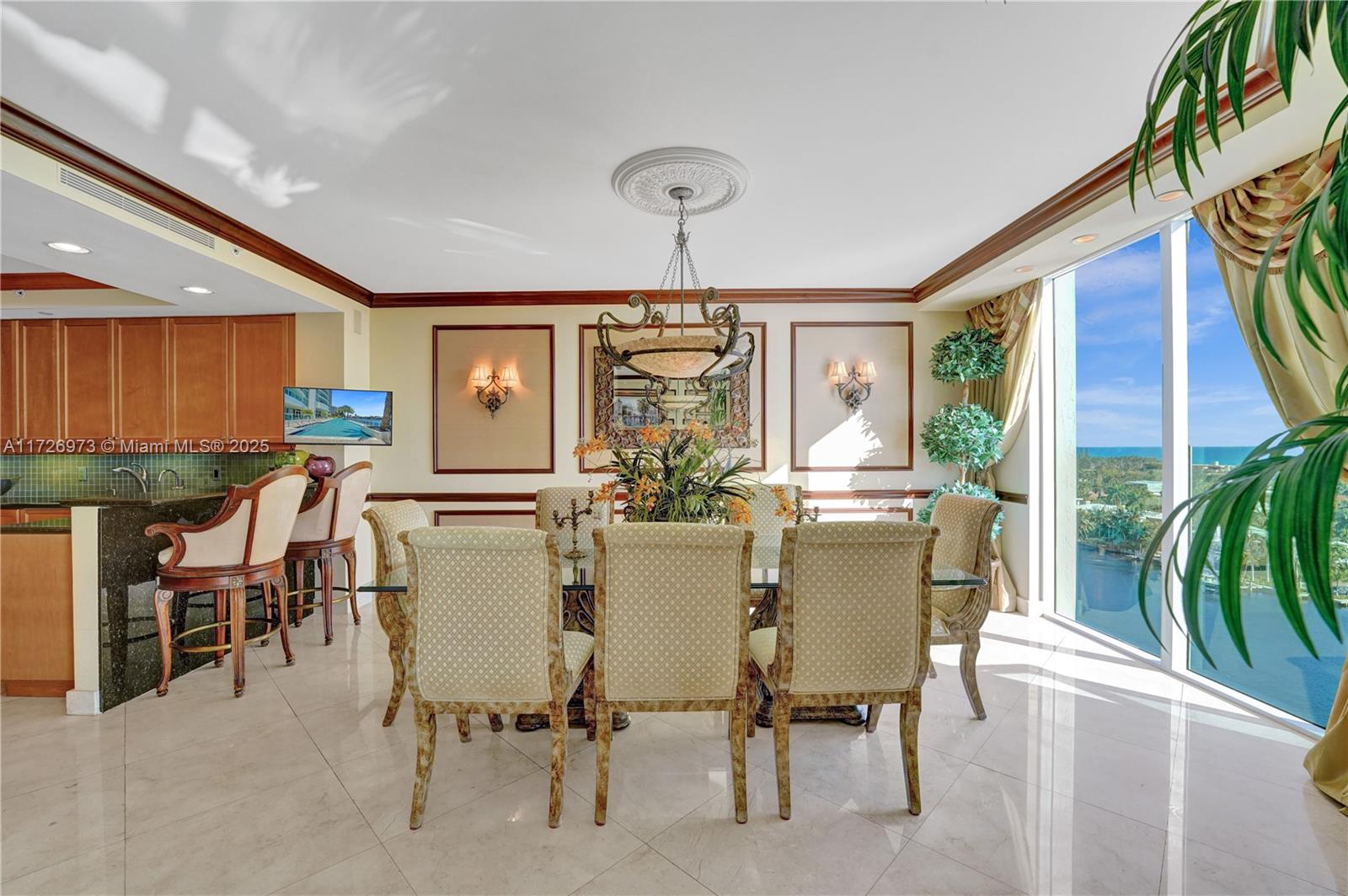 20201 E Country Club Dr 1203 Property Photo 25