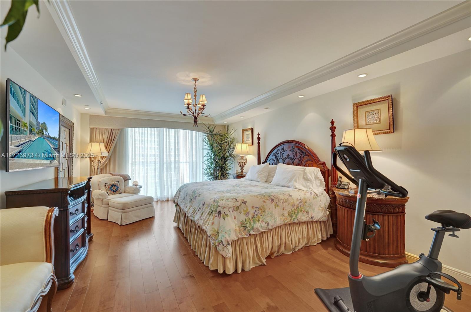 20201 E Country Club Dr 1203 Property Photo 39