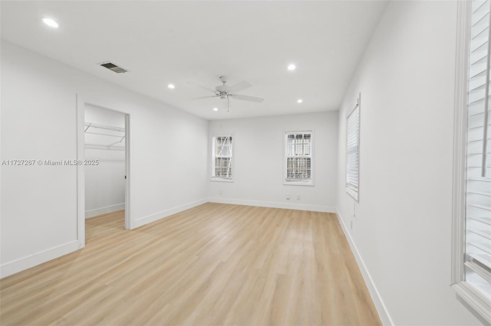 299 S Biscayne River Dr Property Photo 21