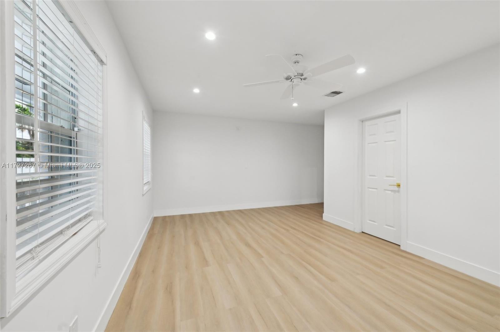 299 S Biscayne River Dr Property Photo 22