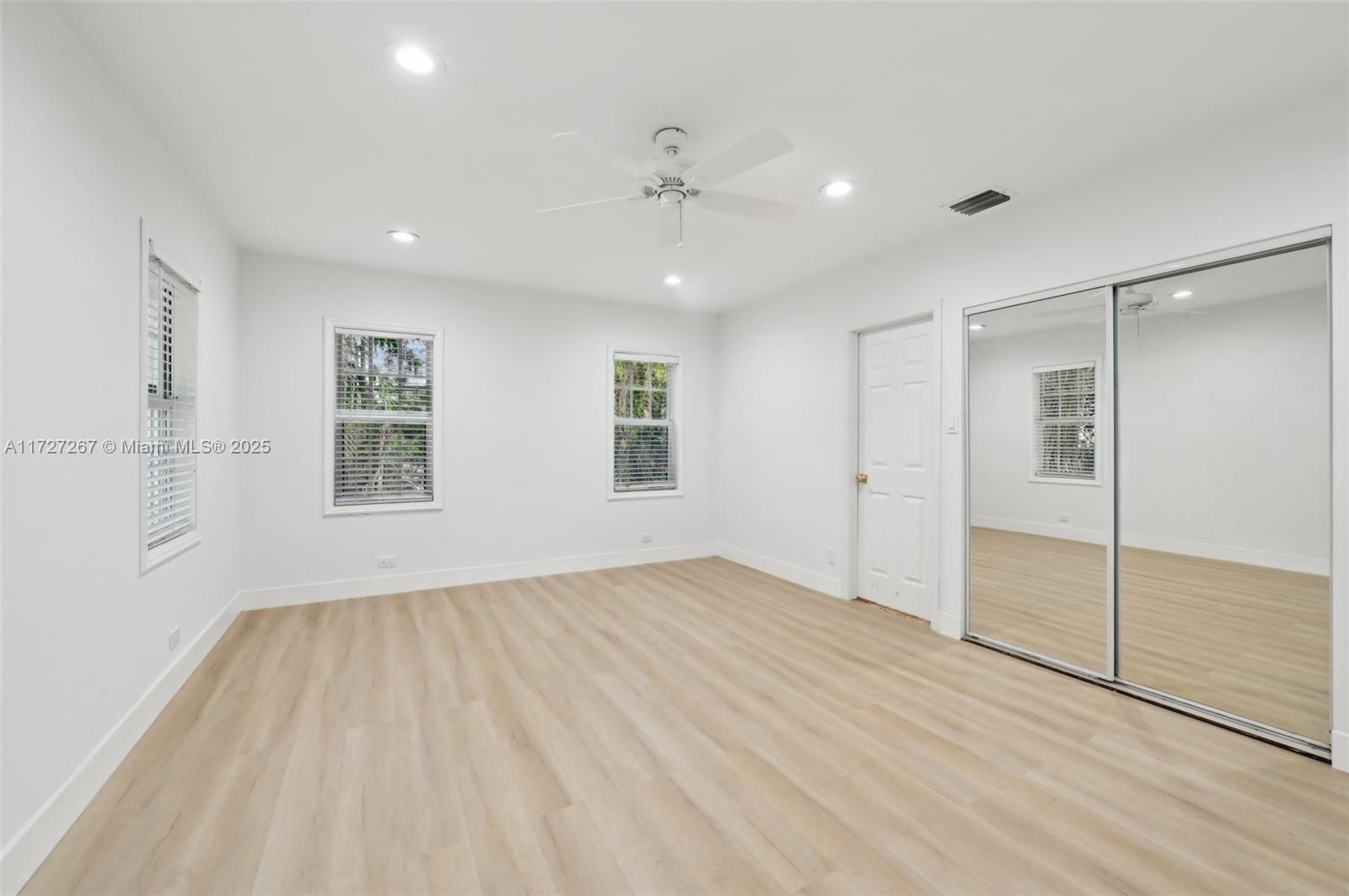 299 S Biscayne River Dr Property Photo 29