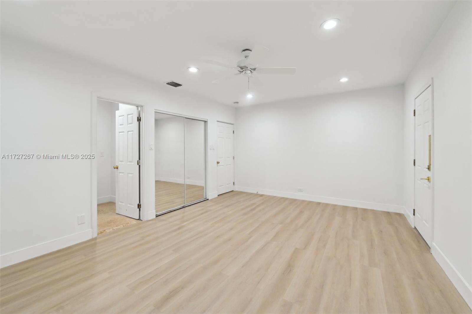 299 S Biscayne River Dr Property Photo 30