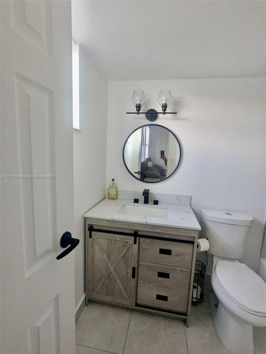 17021 N Bay Rd 805 Property Photo 13