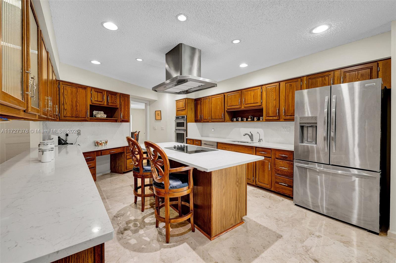 444 Glenbrook Dr Property Photo 13