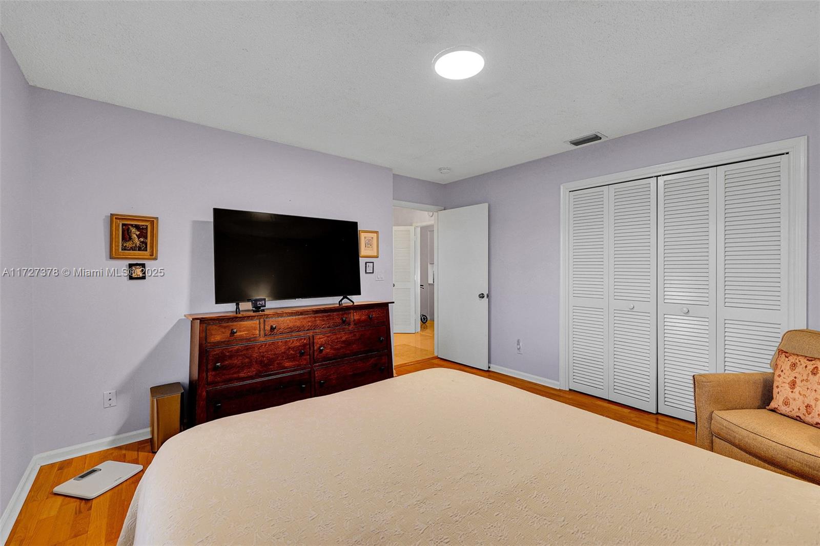 444 Glenbrook Dr Property Photo 24