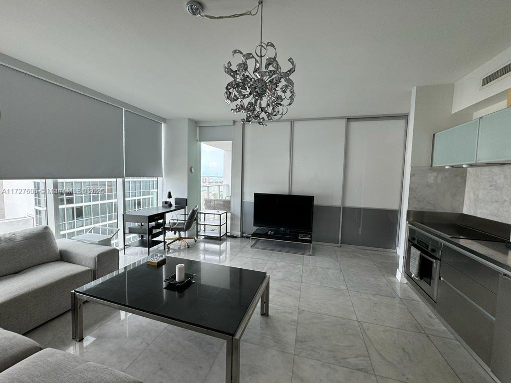 1040 Biscayne Blvd 1505 Property Photo 11